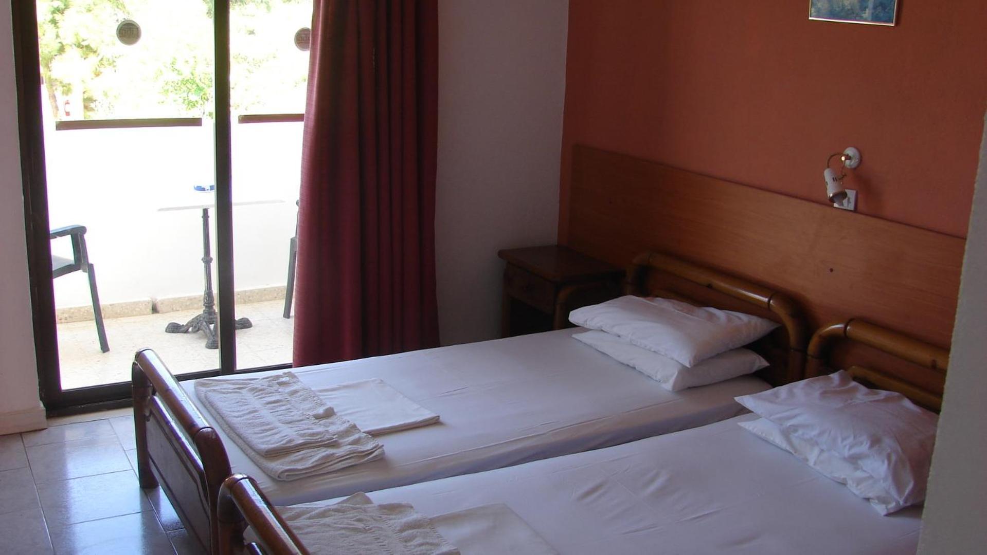 Apostolis Hotel Apartments Pefki Extérieur photo