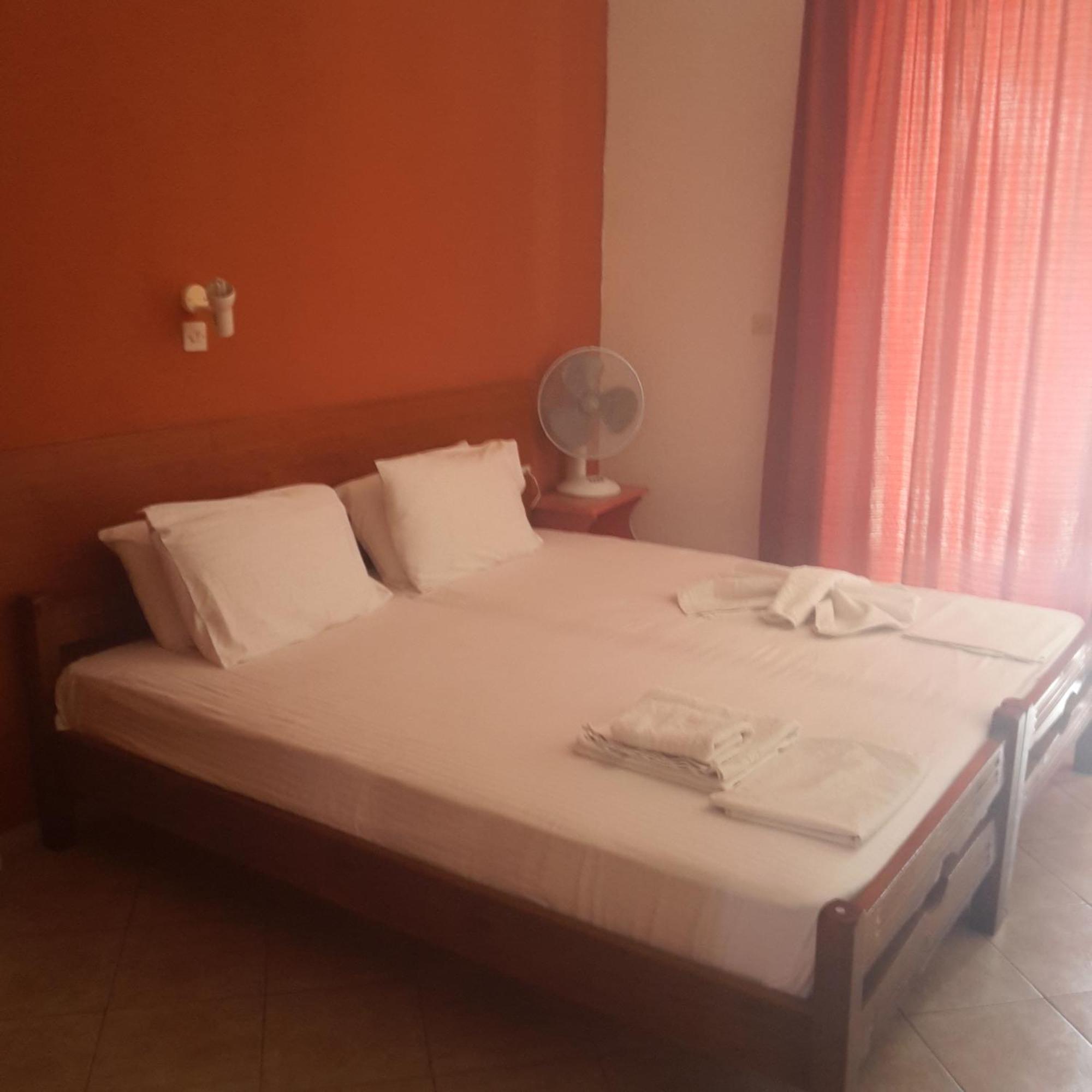 Apostolis Hotel Apartments Pefki Extérieur photo