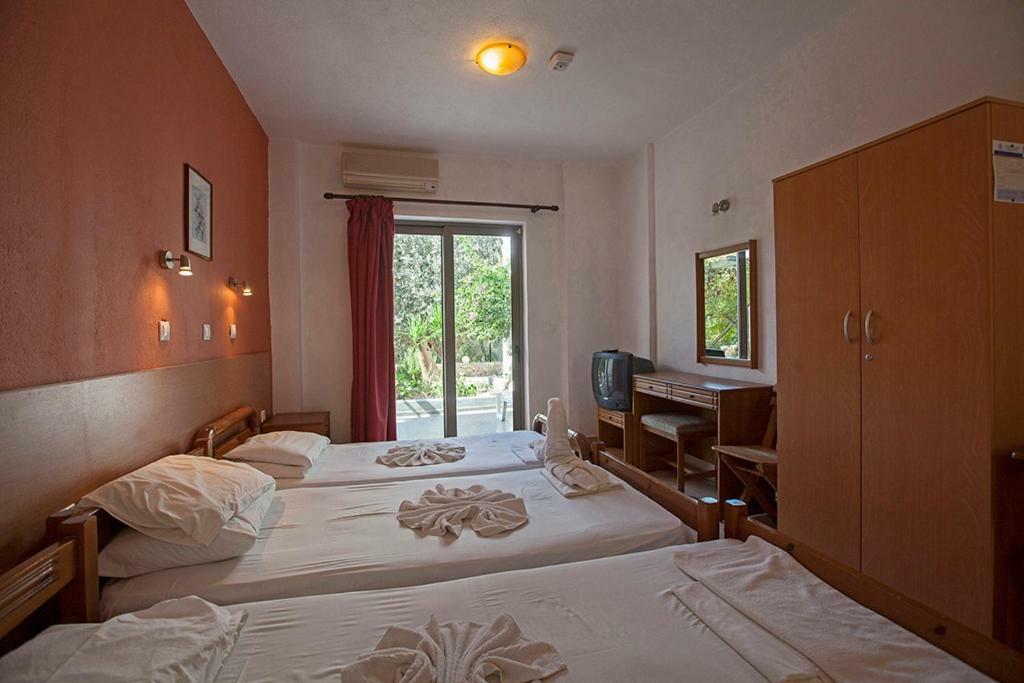 Apostolis Hotel Apartments Pefki Extérieur photo